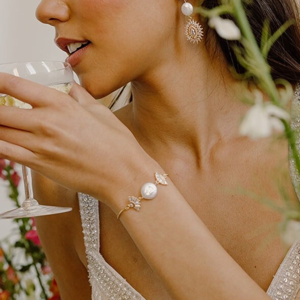 Greta Pearl Bracelet, Dainty Gold Bracelet, Freshwater Pearl Bracelet, Simple Gold Bracelet, Dainty Pearl Bracelet, Chain Bracelet