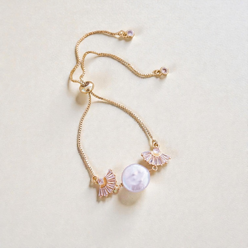 Greta Pearl Bracelet, Dainty Gold Bracelet, Freshwater Pearl Bracelet, Simple Gold Bracelet, Dainty Pearl Bracelet, Chain Bracelet Yellow Gold