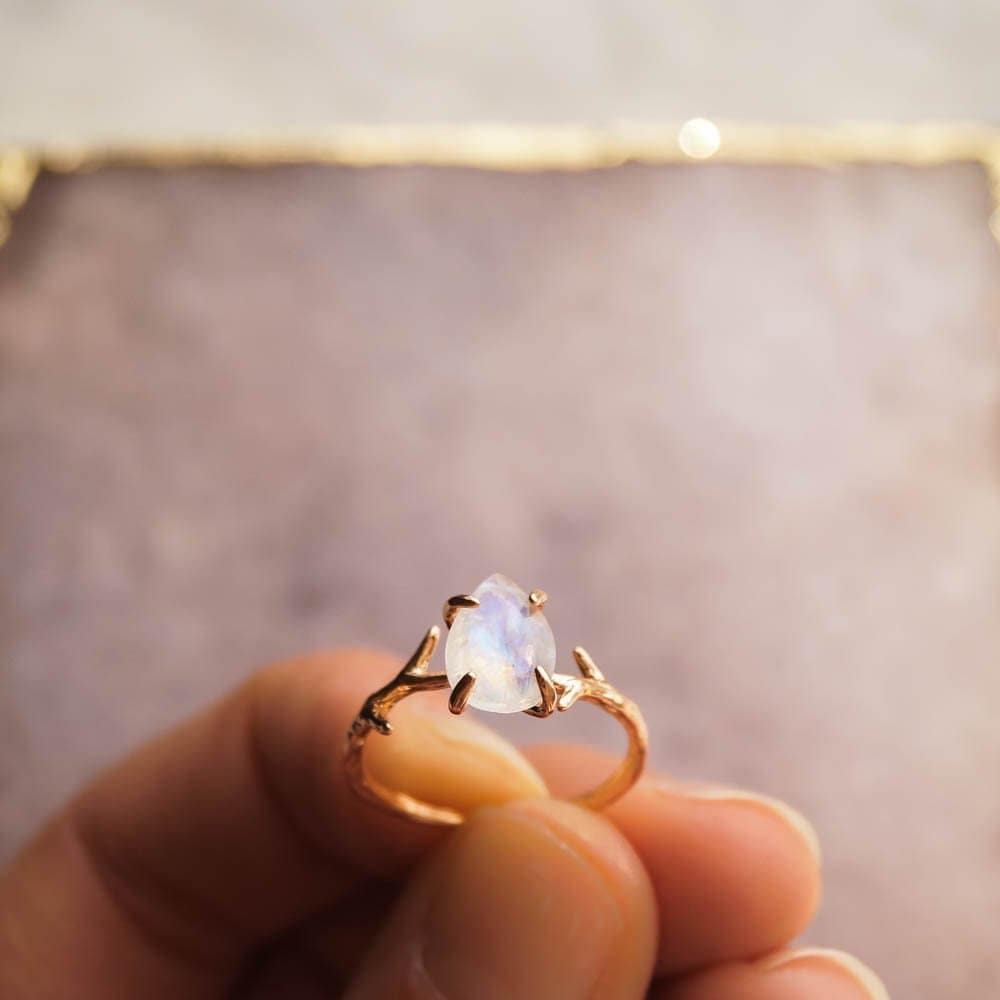 Everly Moonstone Ring, Rose Gold Ring, Dainty Moonstone Ring, Gemstone…