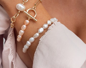 ブレスレット ROMANTINUER SN171 Layered Pearl Toggle Bracelet Roselyn Pearl Bracelet, Toggle Clasp Bracelet, Pearl