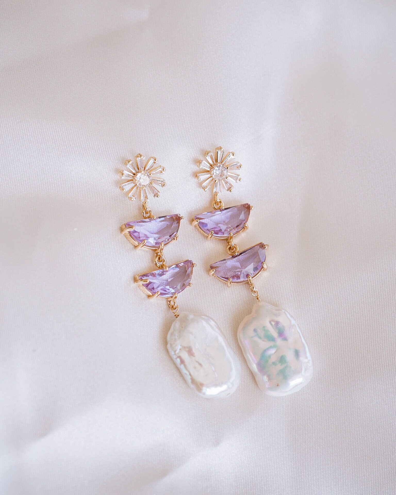 Poppy Pearl Flower Earrings