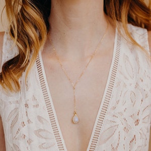 CELESTE Maansteen Y-ketting, lariatketting, gouden maansteenketting, eenvoudige ketting, bruidssieraden, bruiloftketting, gouden ketting
