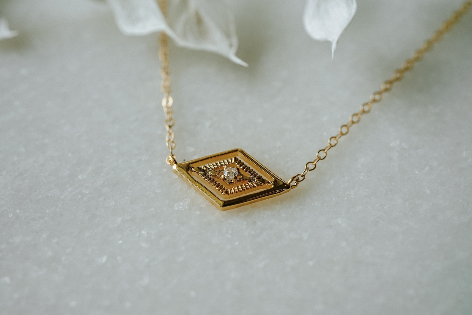 The Cleo Necklace - Gold