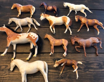 breyer plastic horses