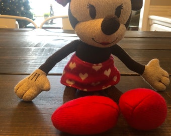 Disney Minnie Mouse Hallmark Plush Stuffed Animal