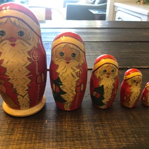 Vintage Wooden Russian Nesting Dolls Matryoshka Babushka Hand Painted Set of 5 Signed