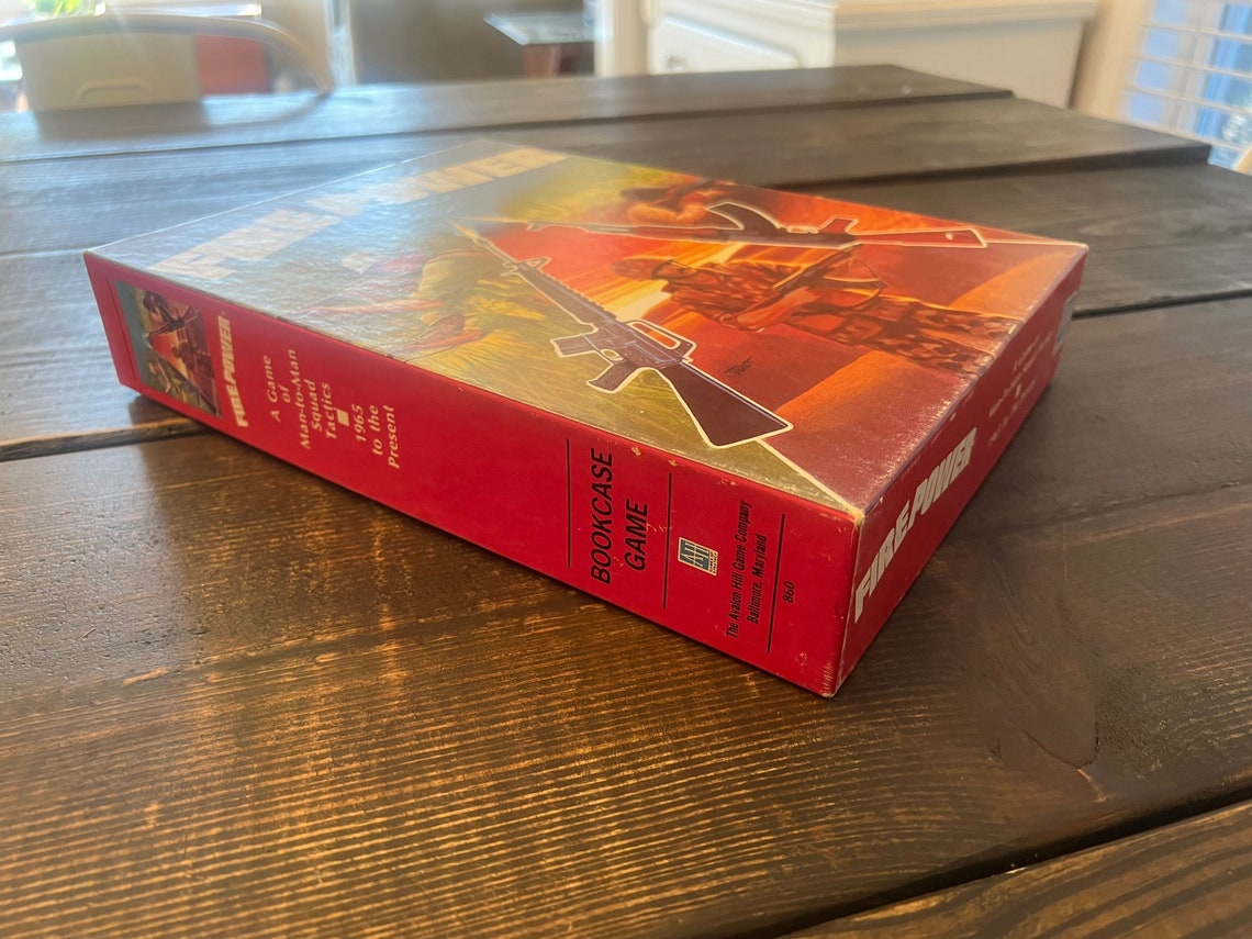 Jeu de plateau wargame war and peace avalon hill guerre en France
