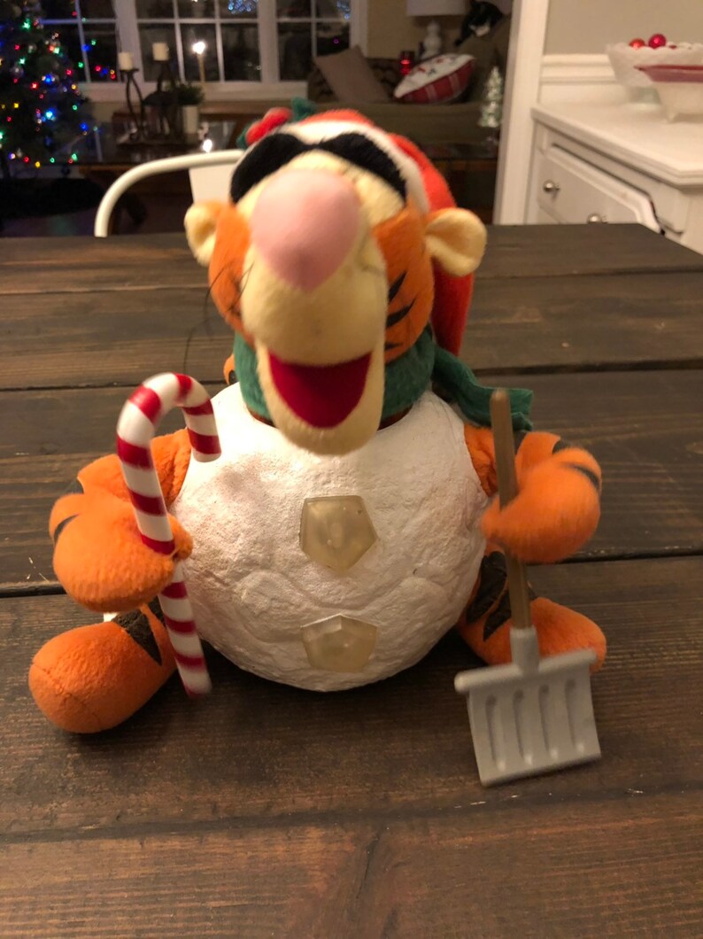 Winnie The Pooh Sing A Song With Tigger