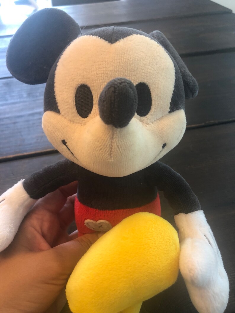 Hallmark Disney Mickey Mouse - Peluche de animal de peluche imagen 2