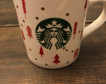 Large Christmas Starbucks Coffee Mig White with red Christmas Trees