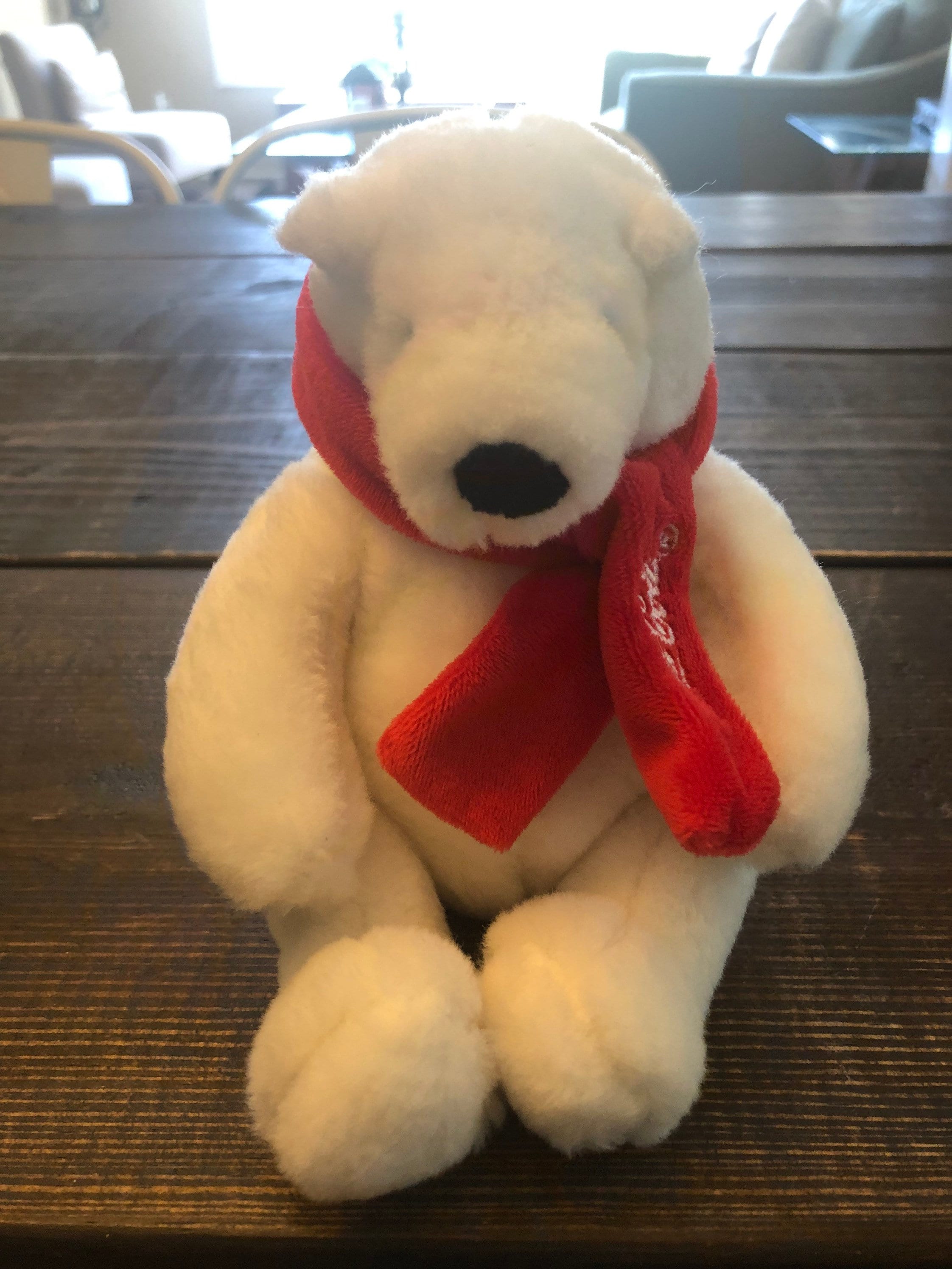 Ours coca cola peluche hotsell