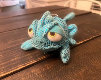 Disney Store Tangled Pascal Blue Chameleon Plush Doll Stuffed Animal Toy Lizard