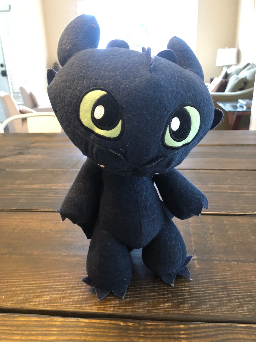 Dreamworks dragons squeeze and growl hotsell