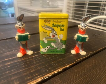 Vintage Bugs Bunny Figure 1997 Warner Bros. Christmas Caroling 4.25" And Looney Tunes Russell Stover Suprise Tin