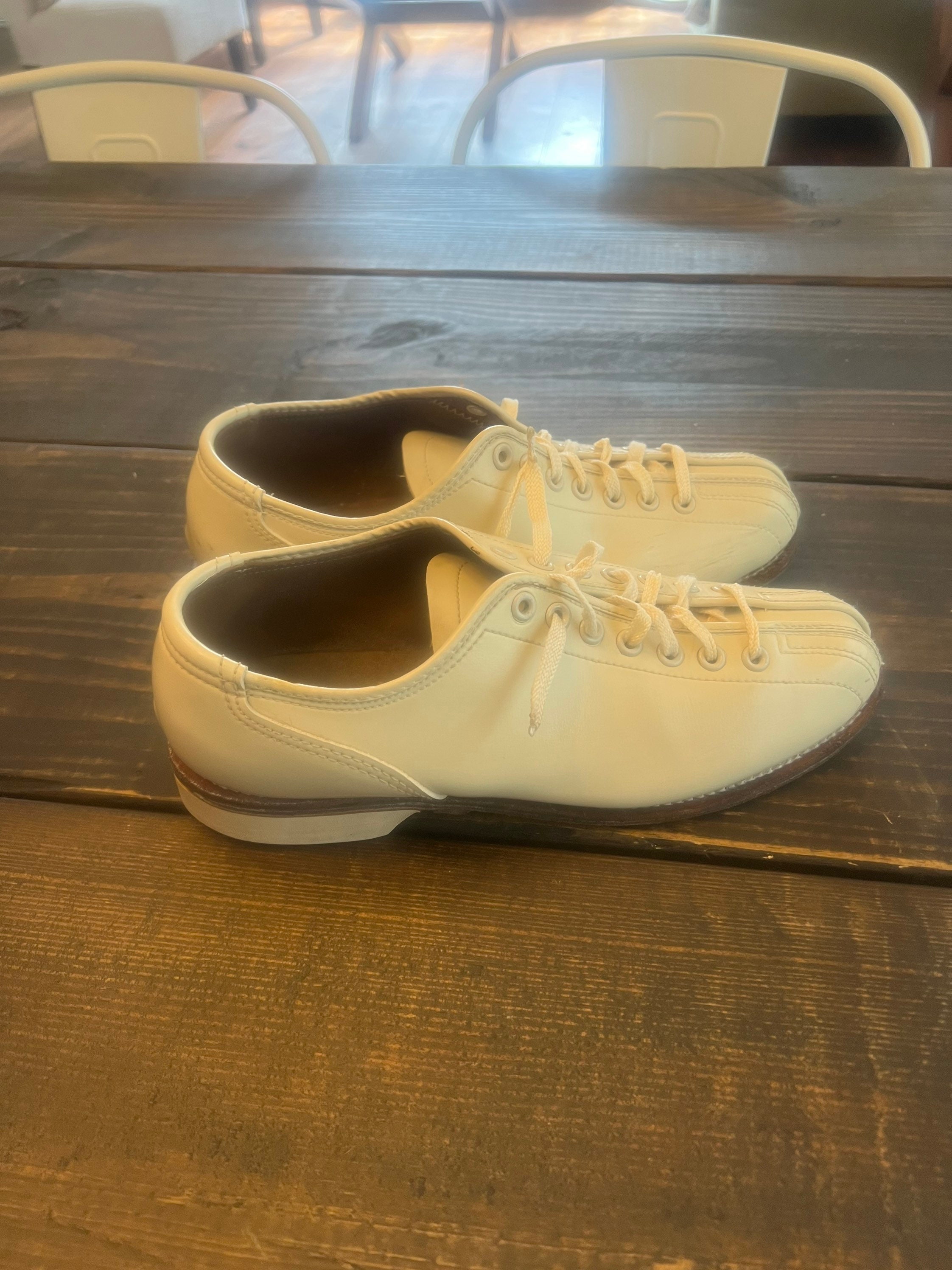 Brunswick bowling shoes vintage best sale