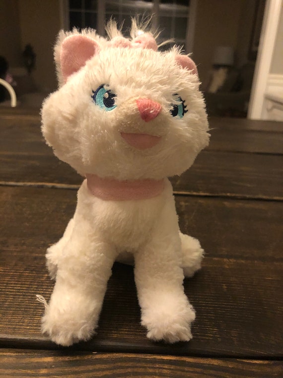 Disney Store Aristocats Marie Plush Stuffed Animal. 