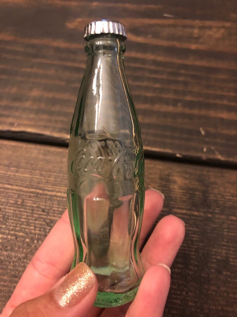 Vintage like Coca Cola salt and pepper shakers