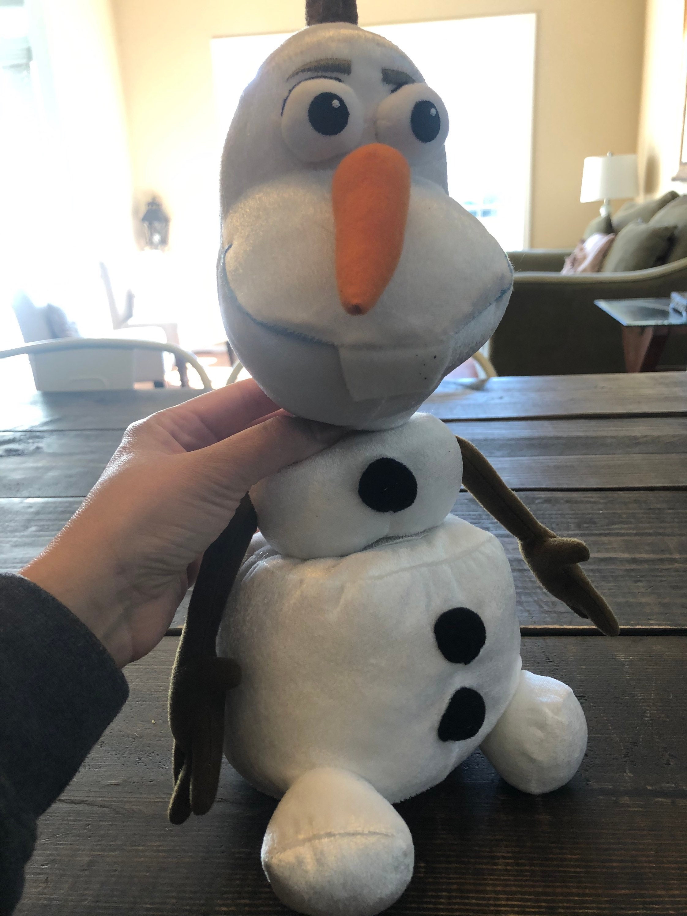 Disney Frozen Talking 9.5 Inch Small Plush Toy, Olaf, Stuffed Toy Snowman,  Officially Licensed Kids Toys for Ages 3 Up by Just Play