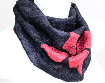 Black Felted Shawl, Two Sided Shawl, Red Neckpiece, Wool Scarf, Felted Wool Scarf, Neck Warmer, Gift for Her