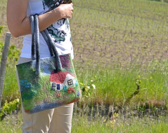 Felted Bag - Gray Bag with Charming Countryside Landscape - Unique Tote Bag - Zippered Purse - Cotton Lining - 100% Handmade