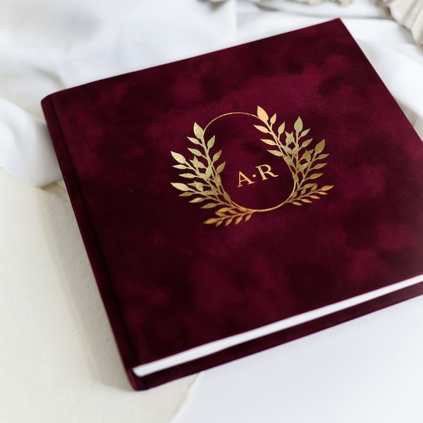 Livre d'or en velours royal avec design personnalisé or ou argent // livre d'or de mariage personnalisé
