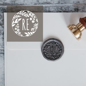 Wax Seal Stamp / WILD FLORAL Initials Monogram / Wax stamp with decorative design and customizable letters / Wedding Stamp