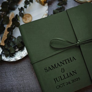 Libro de firmas personalizado en piel rústica cubiertas con grabado láser // libro de firmas de boda personalizado imagen 2