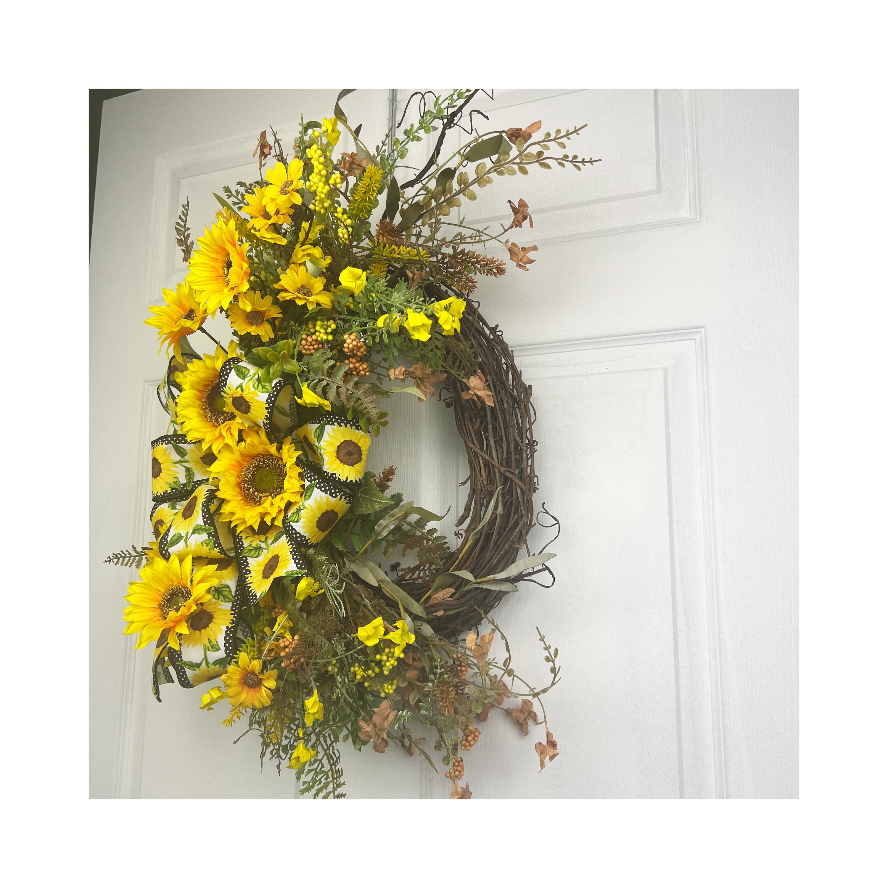 Sunflower Grapevine Wreath for Front Door, Farmhouse Sunflower, Mother ...