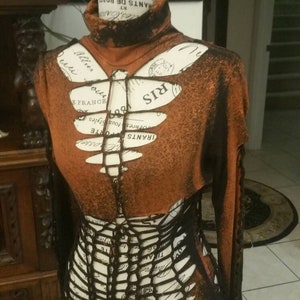 Rock chick style cut up Jersey knit shirt long sleeve turtle neck tie dye burned orange black wild child top Medium for TALL Slim girl