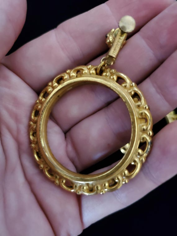 Signed Miriam Haskell Mid Century 1950s gold tone… - image 2