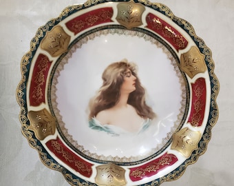 Antique Portrait bowl MZ Austria 1884-1909 Porcelain hand painted Beehive mark Constance Serving bowl gold filigree scalloped edge