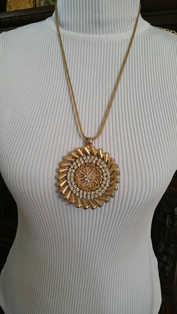 Vintage Mid Century Monet gold tone chain and XL … - image 6