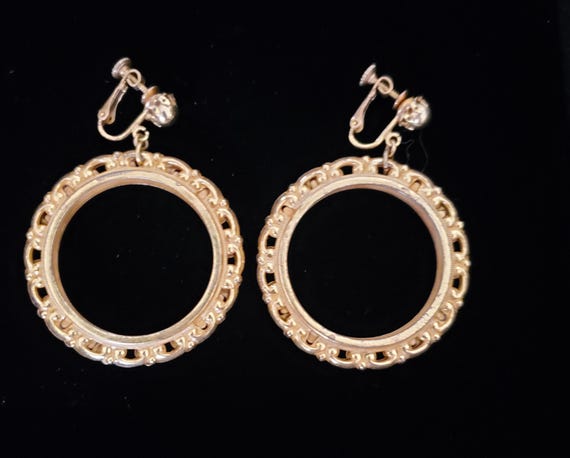 Signed Miriam Haskell Mid Century 1950s gold tone… - image 1