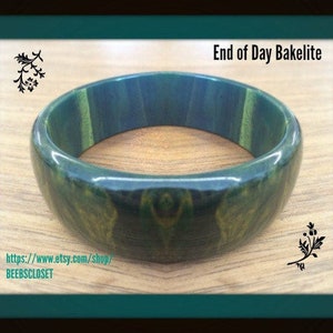 Blue Moon Bakelite Bracelet, Marbleized blue Bakelite bracelet, Catalin bakelite bracelet image 7