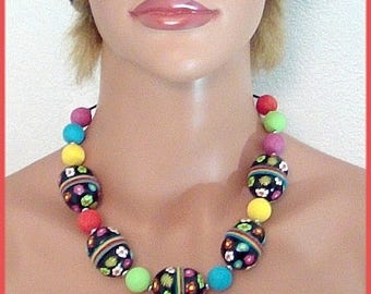 Black and multicolored Millefleurs necklace