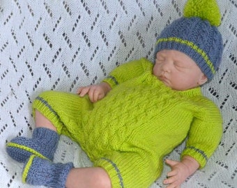 20 inch Reborn/silicone doll clothing, hand knitted, baby doll clothing,(doll not included)