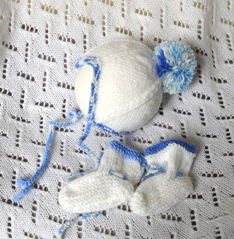Reborn/silicone doll set , 2x Hand knitted and bootees sets image 3