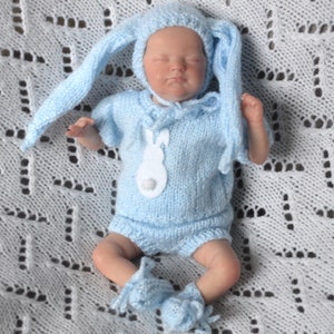 9 inch micro preemie hand knitted bunny set for reborn/silicone baby doll doll not included image 4