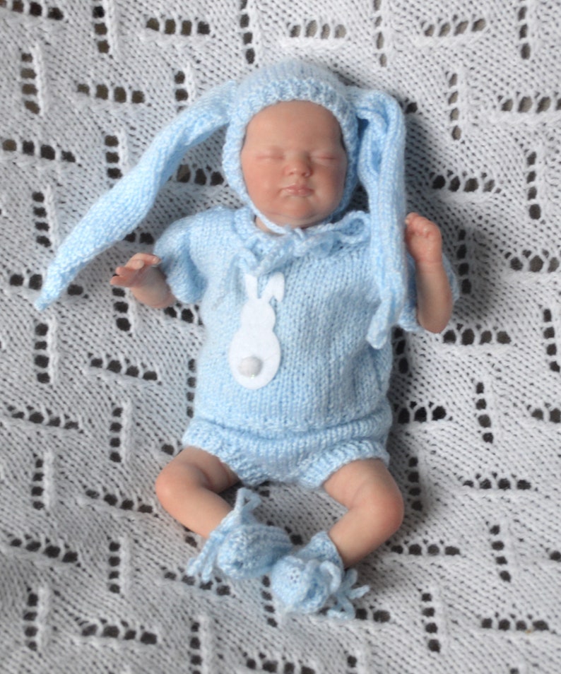 9 inch micro preemie hand knitted bunny set for reborn/silicone baby doll doll not included image 4