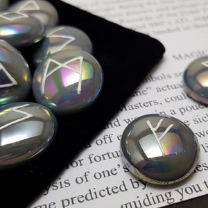 Grey Glass Elder Futhark Runes, 25 Piece Set