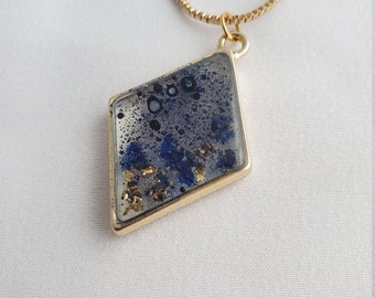 Diamond Shape Blue and Gold Resin Necklace