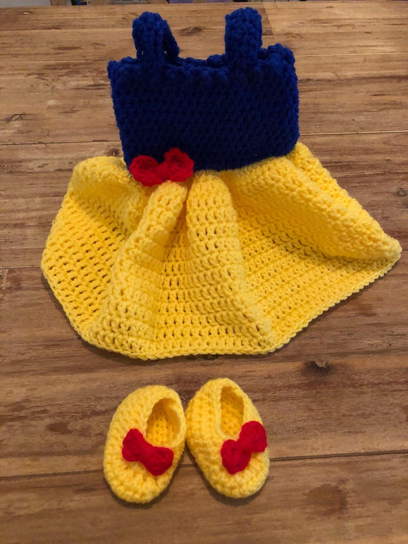 halloween baby shower gift 3 piece crochet baby set newborn photo prop dress Princess baby Snow White inspired princess costume