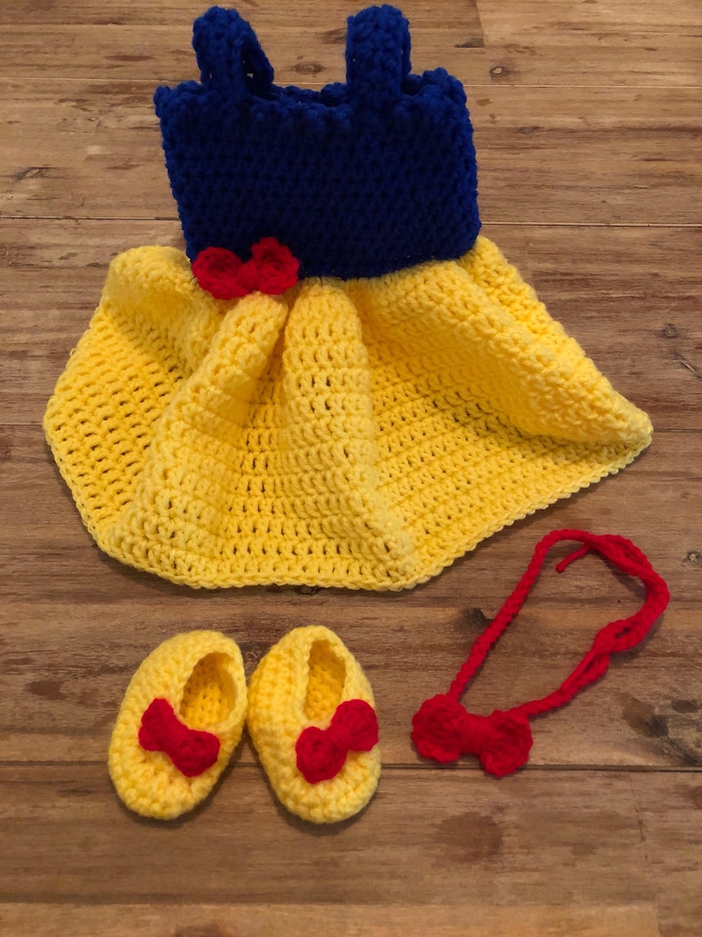 halloween baby shower gift 3 piece crochet baby set newborn photo prop dress Princess baby Snow White inspired princess costume