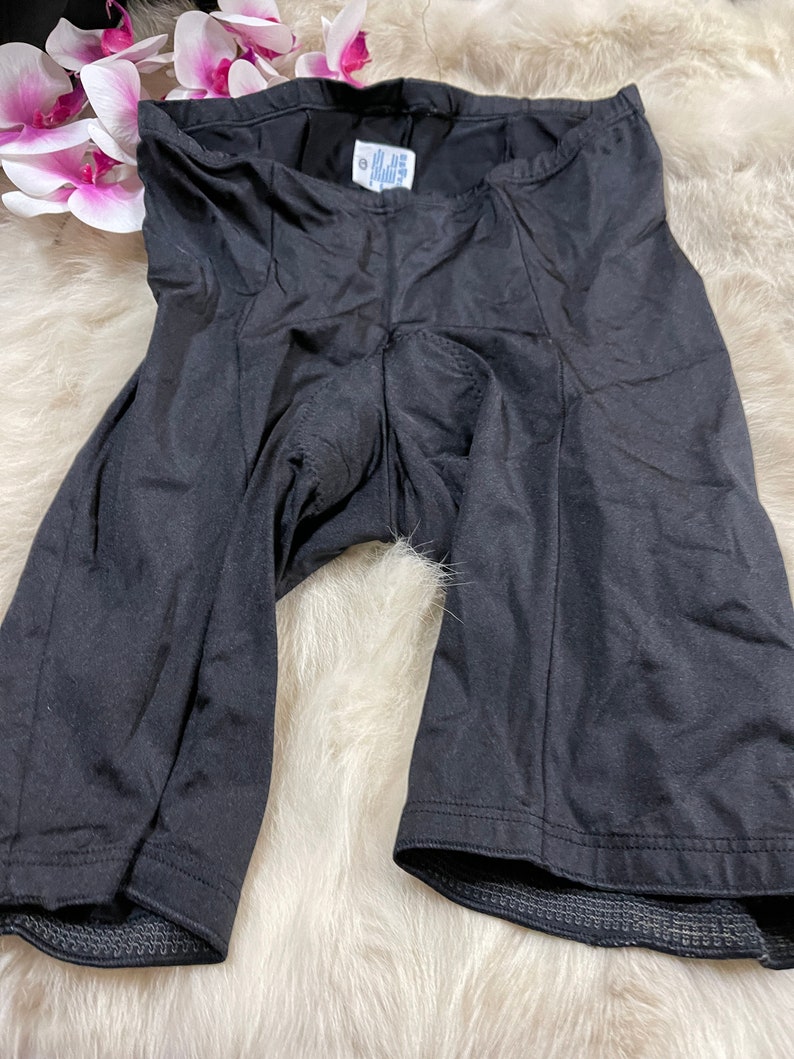 Rodeo black shirts women bycicle size L padded at bottom