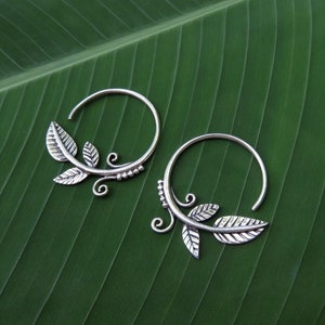 small earrings with leaves and spirals image 1