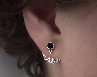 front back earpins with 3 dots, ear jacket, silver, facetted black spinell