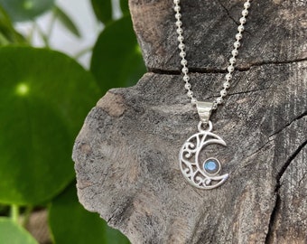 small filigree moon pendant with stone made of silver, crescent moon, moon chain, moon jewelry