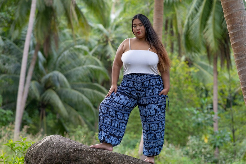 Pantalones bombachos ventilados de talla grande con estampado de elefante en azul oscuro, XXL, talla grande imagen 2