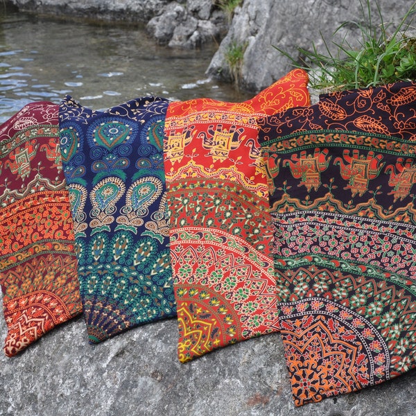 Sarong, serviette de plage, serviette de bain avec motif mandala en quatre couleurs