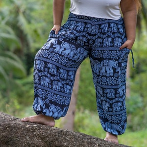 PLUS SIZE luftige Pluderhose mit Elefantenmuster in dunkelblau, XXL, große Größe Bild 4